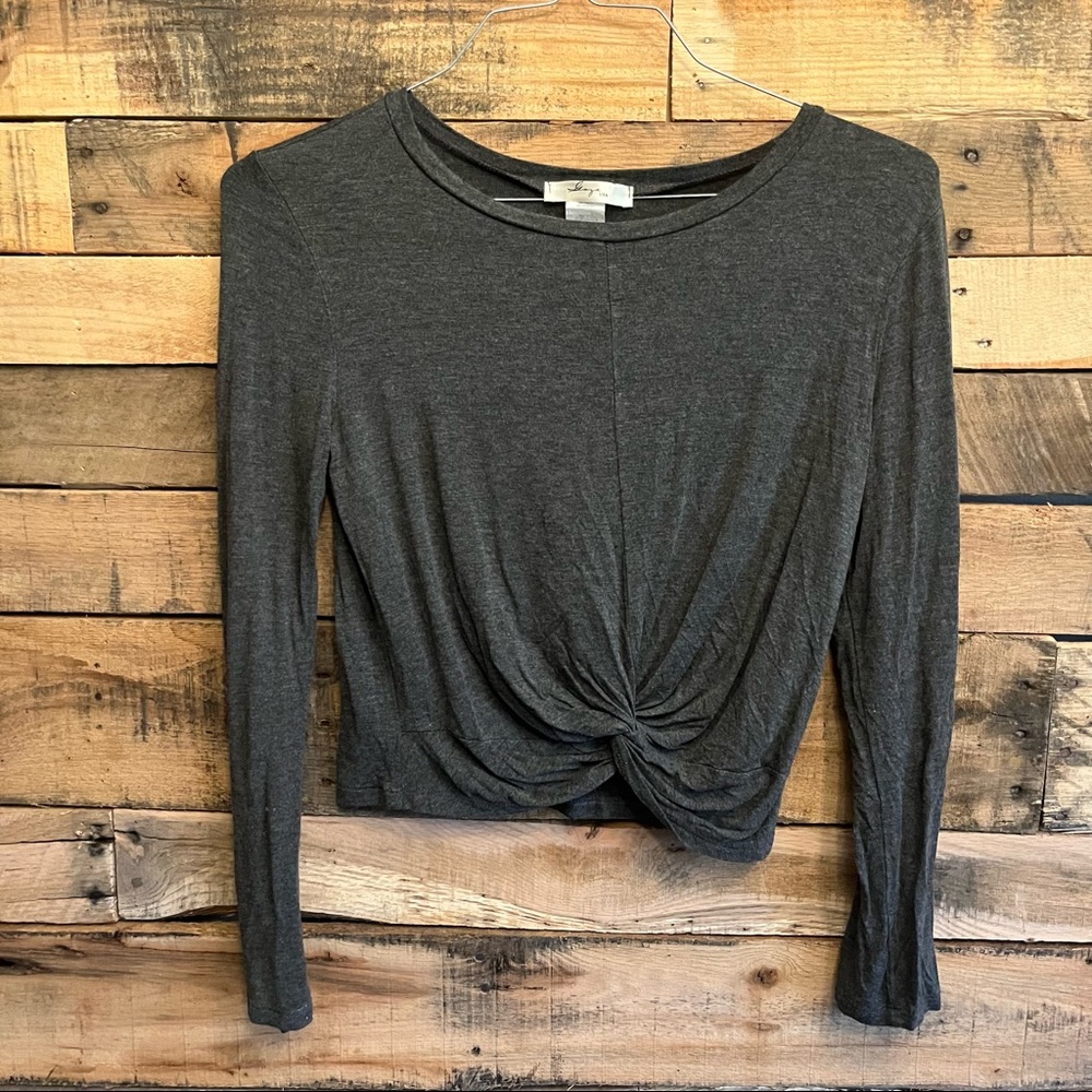 knotted top